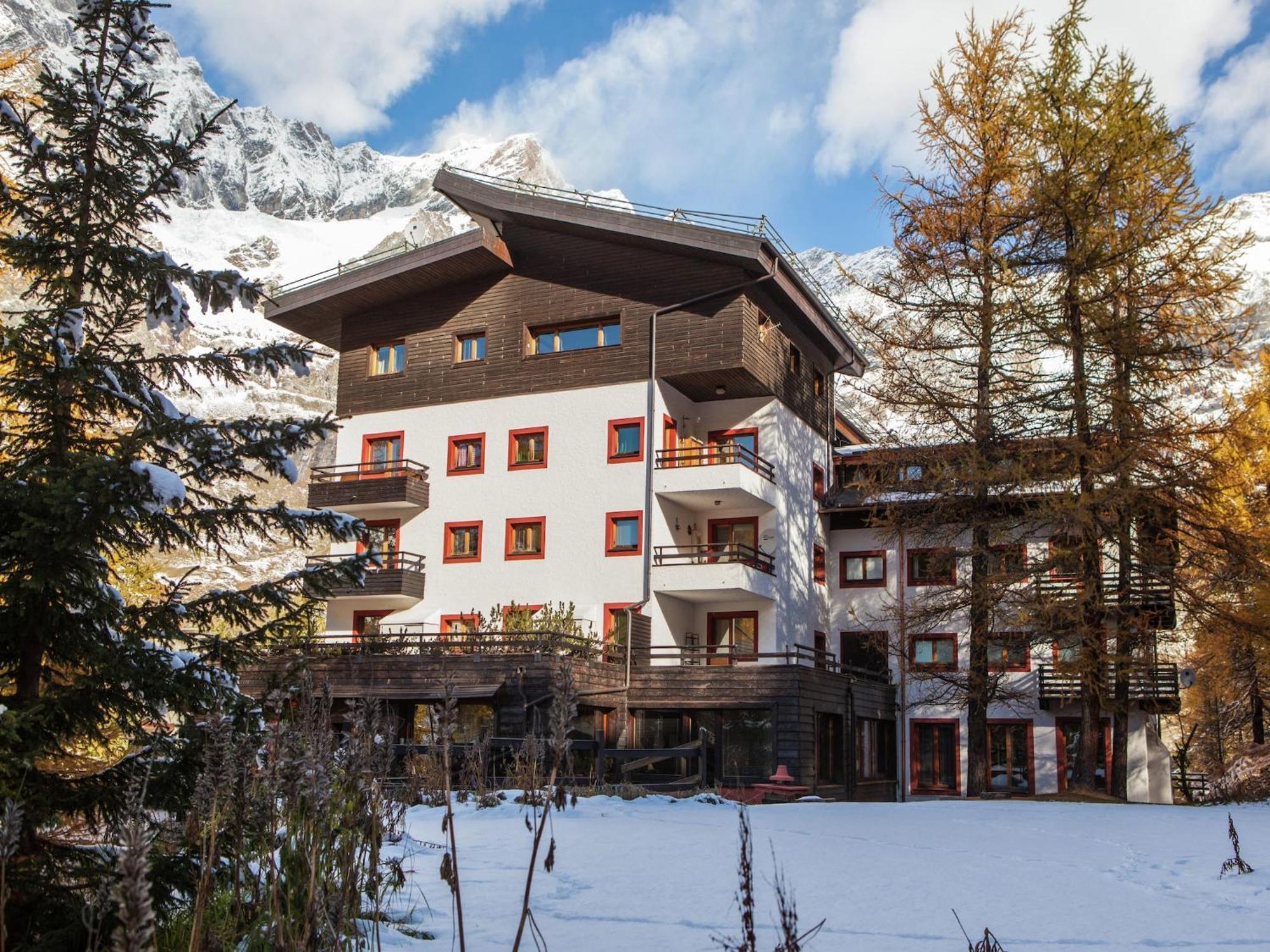 Contemporary Apartment In Breuil Cervinia Near Ski Area Breuil-Cervinia Exterior foto